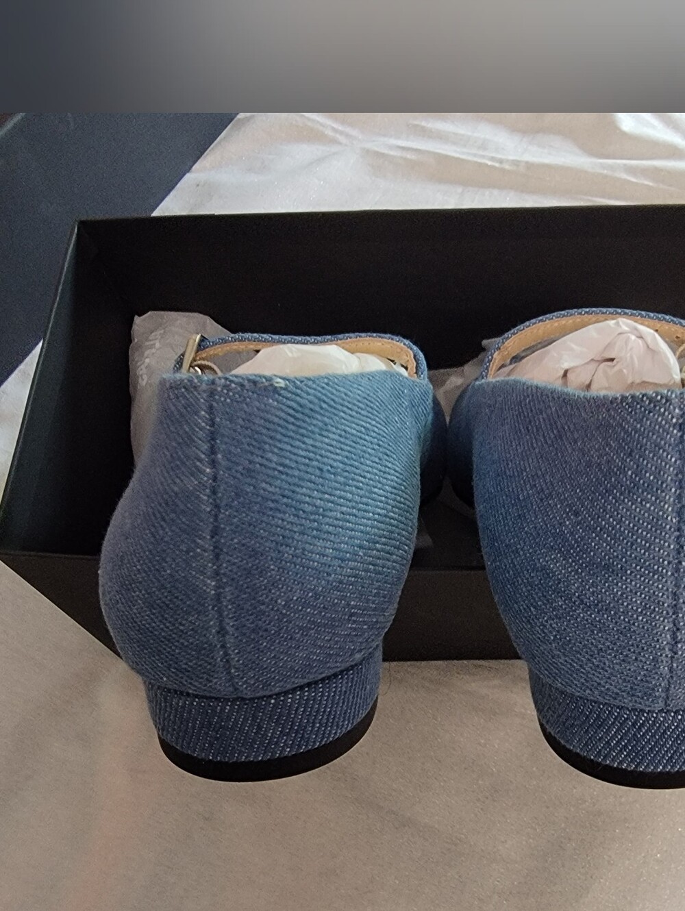NIB ALOHAS Por Do Sol Denim Blue Flats - Picture 3 of 6